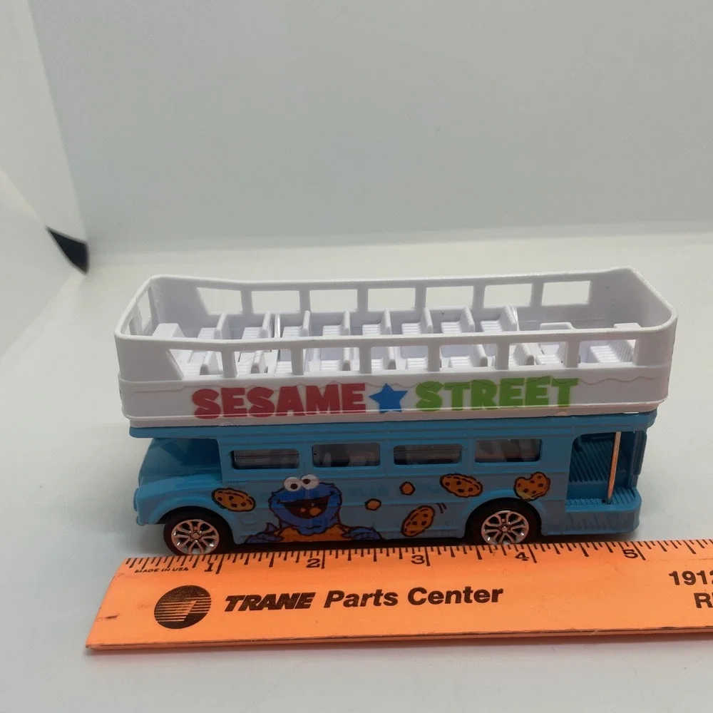 SESAME STREET BLUE DIECAST DOUBLE DECKER‎ TOUR BUS 5" PULL BACK MOTION - Picture 5 of 8